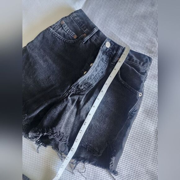AGOLDE Women's Black Denim Shorts - Picture 5 of 8